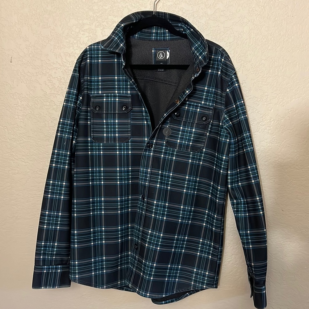 Plaid Volcom men’s jacket